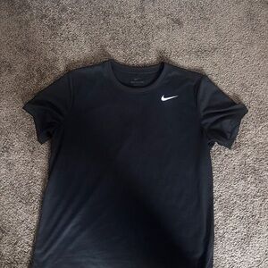 Nike Men's Black Short Sleeve Tee